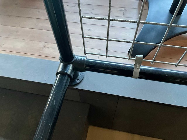 Podium - verhoogd zitplaatsen restaurant - afbeelding 4 van  6