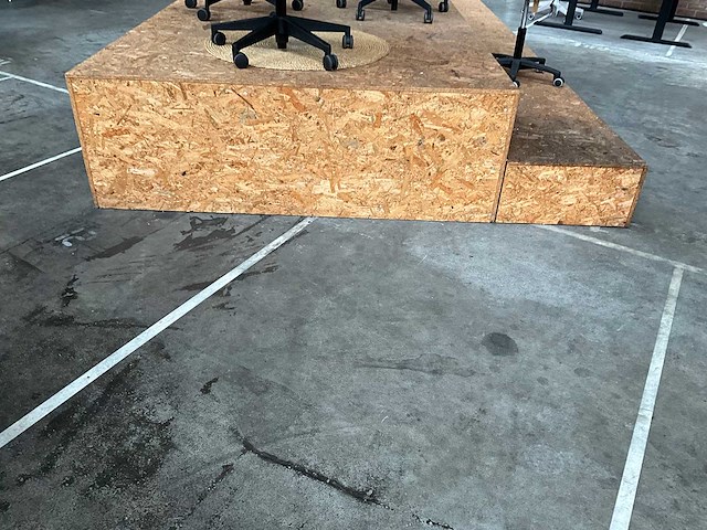 Podium blok 488x182cm - afbeelding 2 van  2