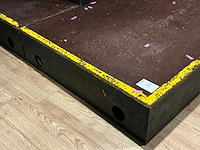 Podium - afbeelding 3 van  4