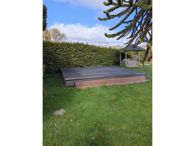 Podium - afbeelding 1 van  9