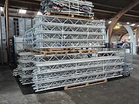Podiumbouwmaterieel - afbeelding 12 van  21