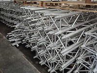 Podiumbouwmaterieel - afbeelding 16 van  21