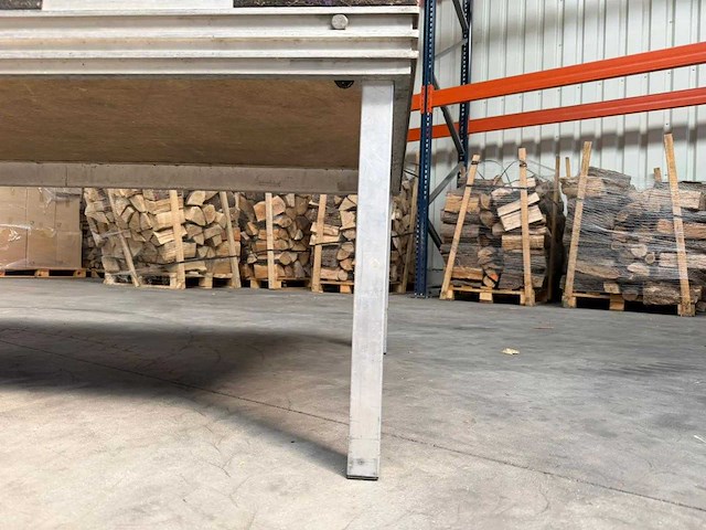 Podiumdeel met poten (17x) - afbeelding 6 van  7