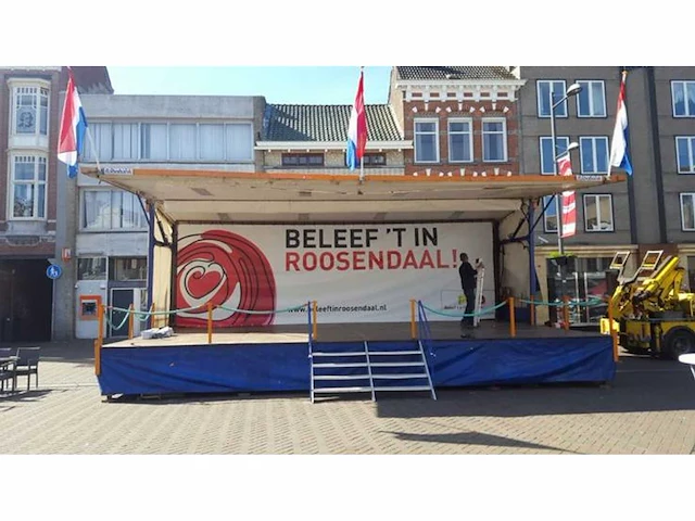 Podiumwagen trailer - afbeelding 8 van  13