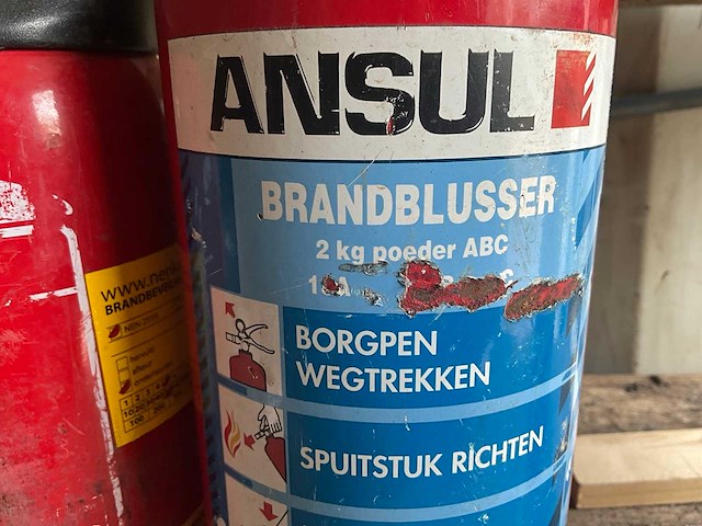 Poeder 2 kg brandblusser (2x) - afbeelding 3 van  4