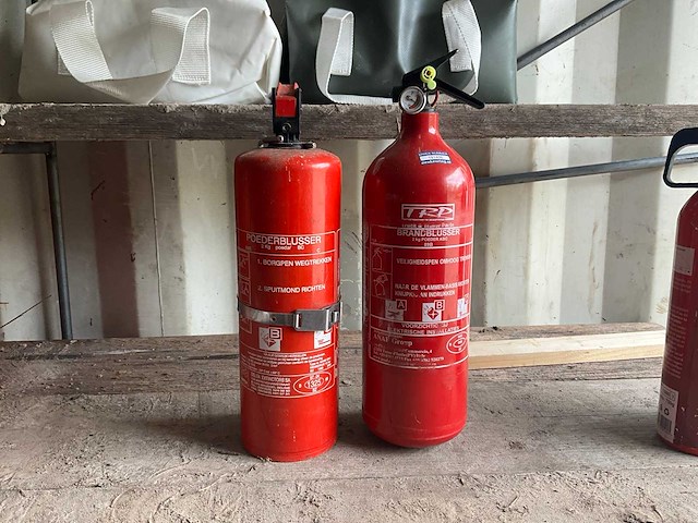 Poeder 2 kg brandblusser (2x) - afbeelding 1 van  5