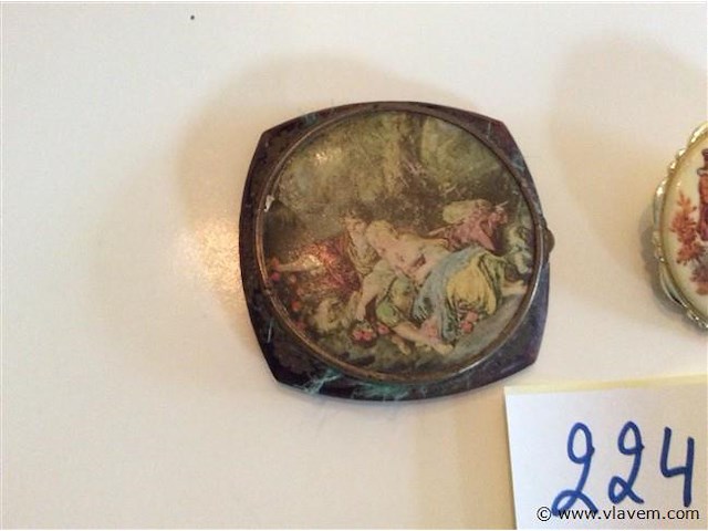Poederdoos + medaillon - afbeelding 2 van  4