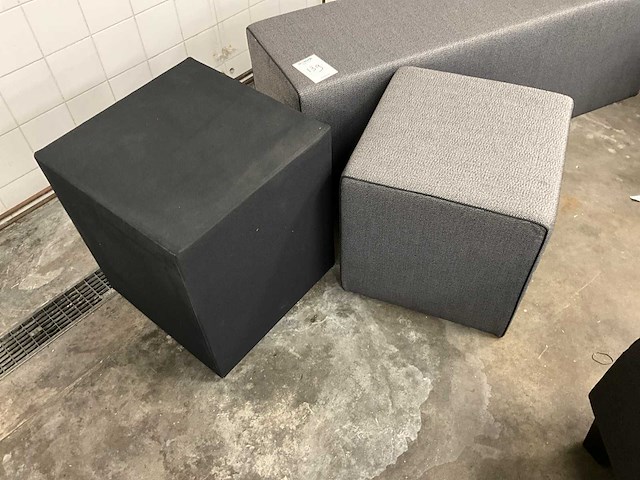 Poef (3x) - afbeelding 2 van  3