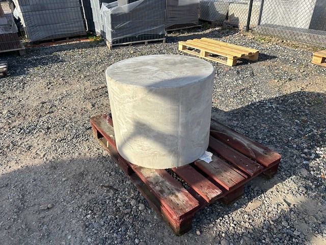 Poef beton - grijs - rond - 65 x 50 cm - afbeelding 3 van  3