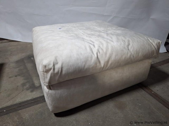 Poef met opbergruimte - ca. 105x105x47 cm - afbeelding 1 van  3