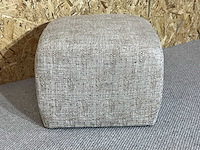 Poef - afbeelding 4 van  4