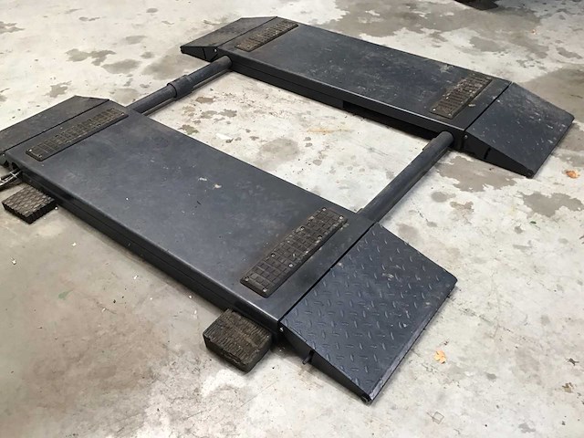 Poetsbrug - 3000kg - hefbrug - afbeelding 2 van  4
