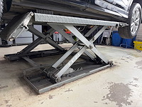 Poetsbrug 230v - schaarlift 3000kg - hefbrug - afbeelding 1 van  2