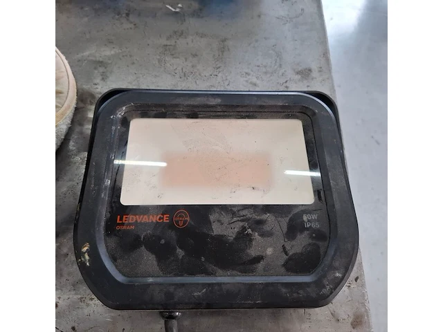 Poetsmachine met ledbouwlamp - afbeelding 5 van  5
