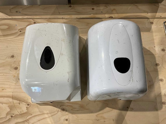 Poetspapier dispenser (2x) - afbeelding 1 van  2