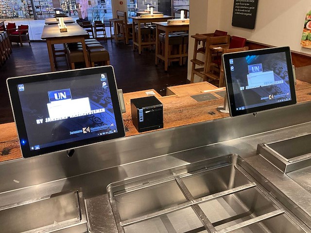 Poindus - touchscreen (2x) met bonnenprinter - afbeelding 1 van  1