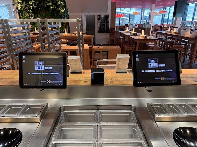 Poindus - varippc 250 - kassa touchscreen met bevestigingsbeugel (2x) - afbeelding 1 van  4