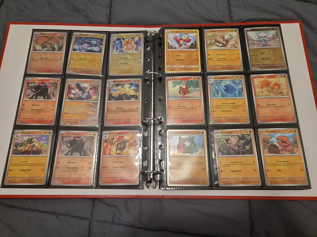 Pokémon collectie met 3 insteekmappen, opbergdoos en losse kaarten (incl. vintage, rares en veel holo kaarten) - afbeelding 17 van  54