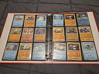 Pokémon collectie met 3 insteekmappen, opbergdoos en losse kaarten (incl. vintage, rares en veel holo kaarten) - afbeelding 18 van  54