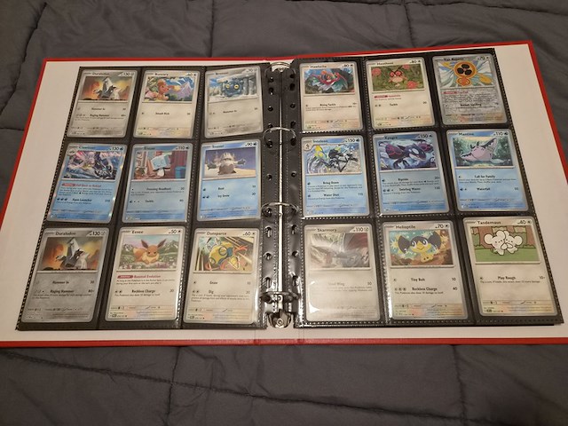 Pokémon collectie met 3 insteekmappen, opbergdoos en losse kaarten (incl. vintage, rares en veel holo kaarten) - afbeelding 19 van  54