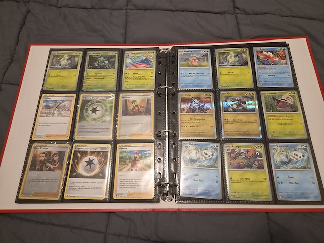 Pokémon collectie met 3 insteekmappen, opbergdoos en losse kaarten (incl. vintage, rares en veel holo kaarten) - afbeelding 20 van  54