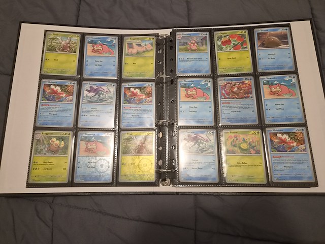 Pokémon collectie met 3 insteekmappen, opbergdoos en losse kaarten (incl. vintage, rares en veel holo kaarten) - afbeelding 29 van  54