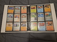 Pokémon collectie met 3 insteekmappen, opbergdoos en losse kaarten (incl. vintage, rares en veel holo kaarten) - afbeelding 31 van  54