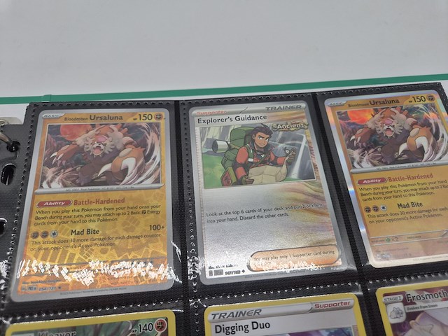 Pokémon collectie met charizard ex, verzamelmap, accessoires en kaarten - afbeelding 3 van  20