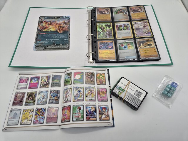 Pokémon collectie met charizard ex, verzamelmap, accessoires en kaarten - afbeelding 1 van  20