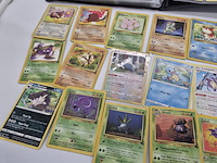 Pokémon collectie met map, box en vintage kaarten - afbeelding 7 van  13