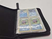 Pokémon collectie met map, boxen, stapels kaarten en vintage kaarten - afbeelding 6 van  18