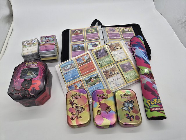 Pokémon collectie met map, boxen, stapels kaarten en vintage kaarten - afbeelding 10 van  18