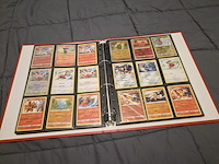 Pokémon collectie met o.a. rares, vintage kaarten, veel glimmende kaarten, mappen en volle opbergdoos - afbeelding 32 van  44