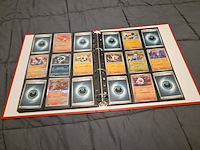 Pokémon collectie met o.a. rares, vintage kaarten, veel glimmende kaarten, mappen en volle opbergdoos - afbeelding 37 van  44