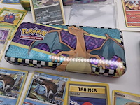 Pokémon collectie met vintage kaarten, blikken boxen en grote partij kaarten en meer - afbeelding 5 van  13