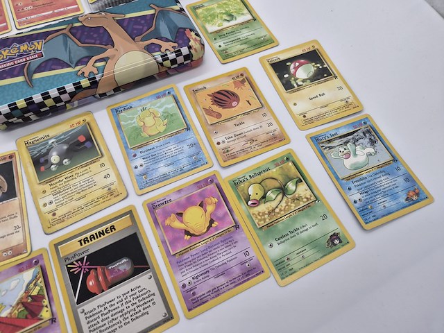 Pokémon collectie met vintage kaarten, blikken boxen en grote partij kaarten en meer - afbeelding 6 van  13