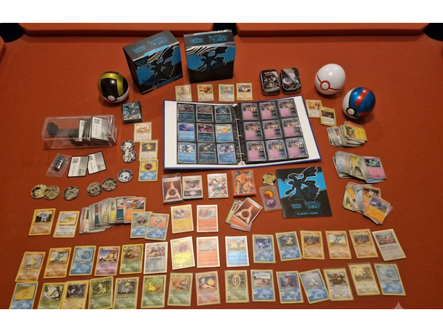 Pokémon collectie met vintage kaarten, rares, gevulde map & meer - afbeelding 1 van  26