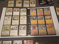 Pokémon collectie met vintage kaarten, rares, gevulde map & meer - afbeelding 25 van  26