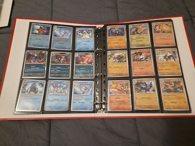 Pokémon collectie met vintage kaarten, rares, gevulde mappen, gevulde doos, poster en meer - afbeelding 21 van  43