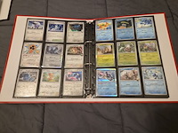 Pokémon collectie met vintage kaarten, rares, gevulde mappen, gevulde doos, poster en meer - afbeelding 23 van  43