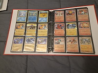 Pokémon collectie met vintage kaarten, rares, gevulde mappen, gevulde doos, poster en meer - afbeelding 26 van  43