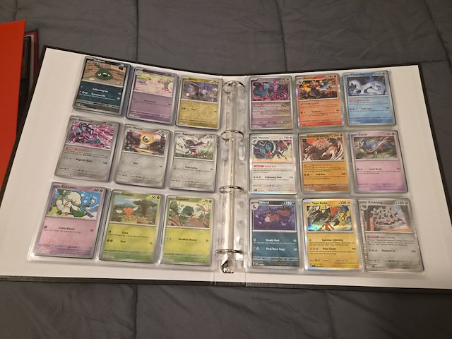 Pokémon collectie met vintage kaarten, rares, gevulde mappen, gevulde doos, poster en meer - afbeelding 35 van  43