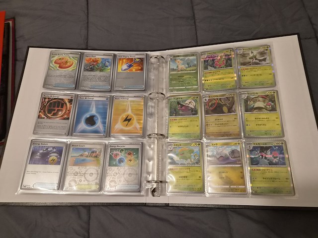 Pokémon collectie met vintage kaarten, rares, gevulde mappen, gevulde doos, poster en meer - afbeelding 38 van  43