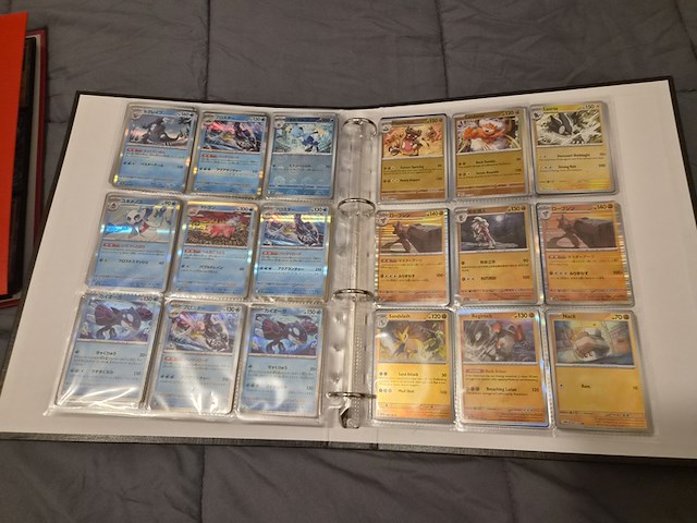 Pokémon collectie met vintage kaarten, rares, gevulde mappen, gevulde doos, poster en meer - afbeelding 39 van  43