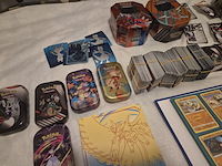 Pokémon collectie met (vintage) kaarten, volle mappen en boxen - afbeelding 15 van  16