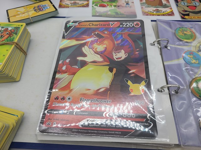 Pokémon kaarten en munten verzameling - afbeelding 19 van  24