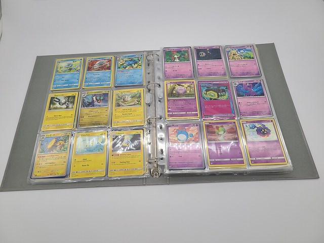 Pokémon kaarten (map, stapel, gevulde doos + meer) - afbeelding 2 van  29