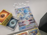 Pokémon kaarten (map, stapel, gevulde doos + meer) - afbeelding 25 van  29