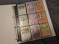 Pokémon kaarten met verzamelblik, rares, veel glimmende kaarten, gevulde mappen en accessoires - afbeelding 20 van  38