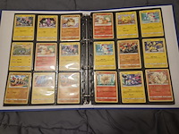 Pokémon kaarten met verzamelblik, rares, veel glimmende kaarten, gevulde mappen en accessoires - afbeelding 25 van  38